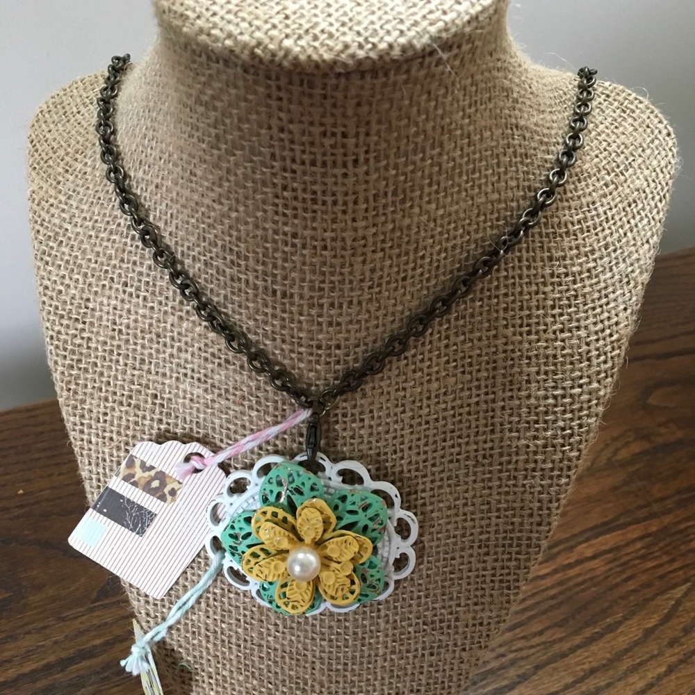 Plunder Design Gertrude Necklace & Flower Pendant
